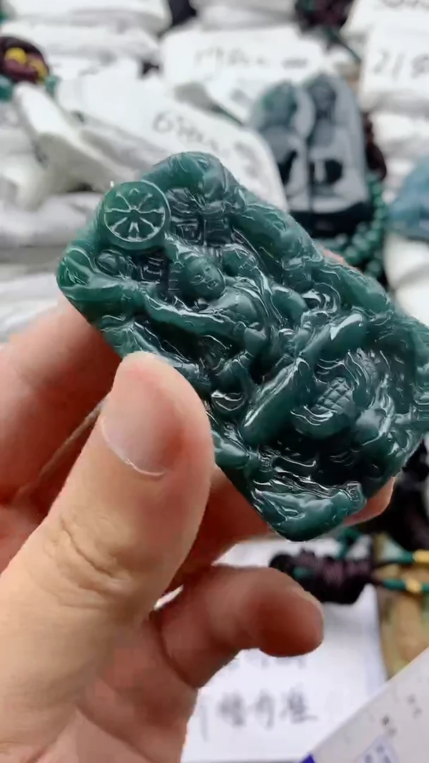 翡翠未镶嵌颈饰88888888