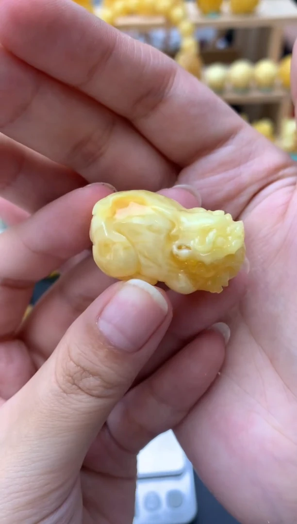 琥珀未镶嵌珠宝奇石152琥珀蜜蜡微瑕