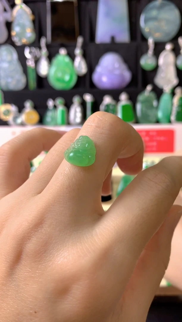 定制翡翠未镶嵌毛货抛光