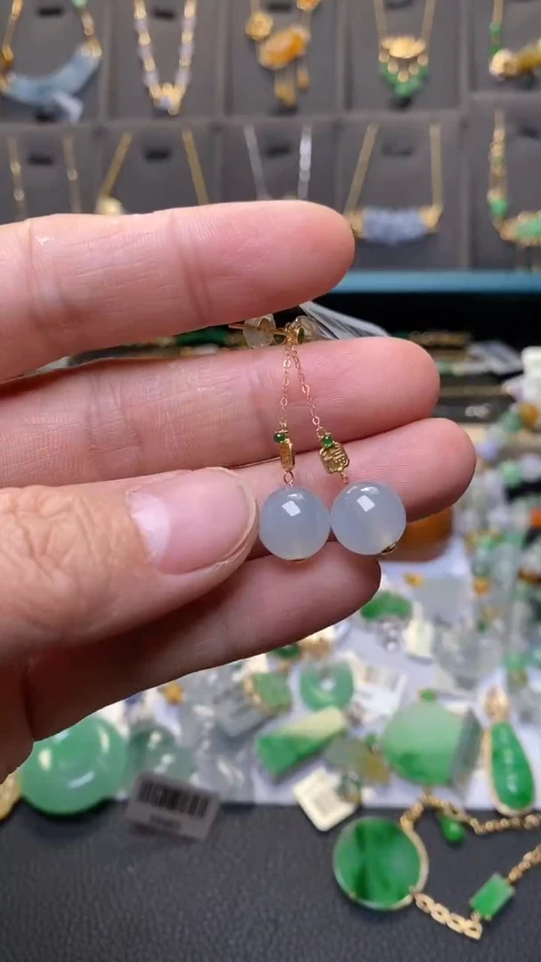 颈饰18K金镶嵌翡翠34512