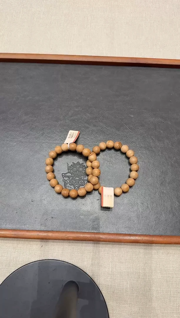 沉香手串天然野越南红土1.1手串圆珠单圈5克+（多样性发其一）