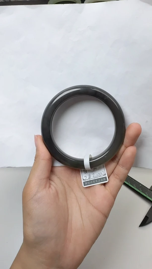 【闪购商品】和田玉手镯未镶嵌60圈口YY