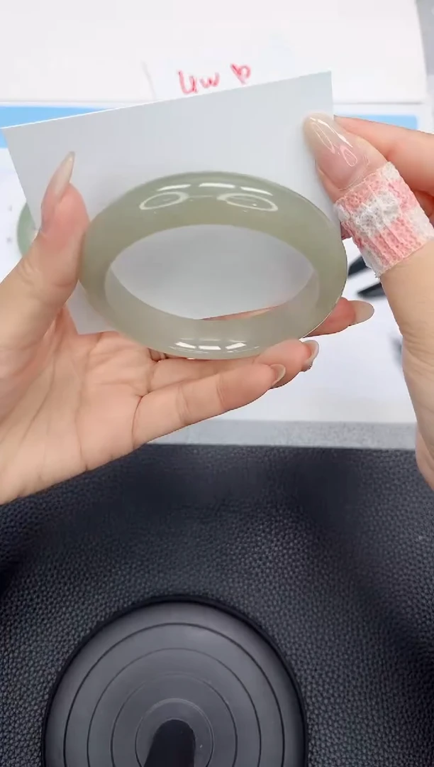 石英质玉手镯未镶嵌298-59
