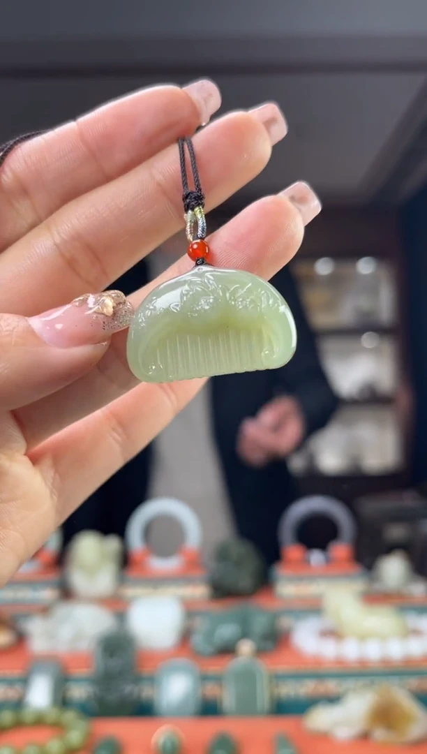 【闪购商品】和田玉颈饰未镶嵌1