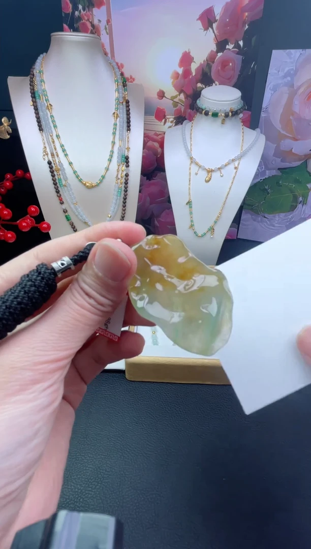 【闪购商品】翡翠挂件未镶嵌-多样性发其一
