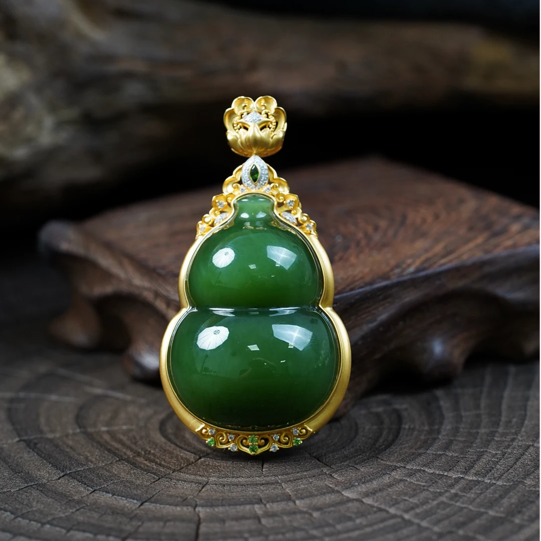 【石缘居珠宝】18K金镶和田玉碧玉佩戴高贵大气款葫芦吊坠 C22-91