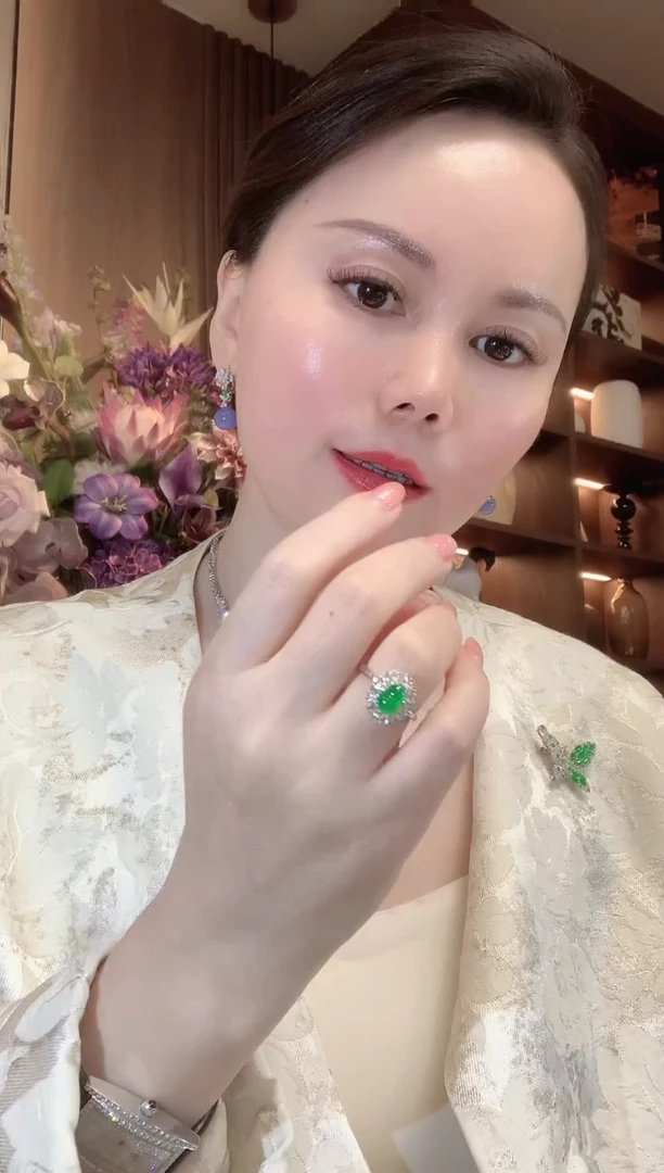18K金镶嵌戒指翡翠C53