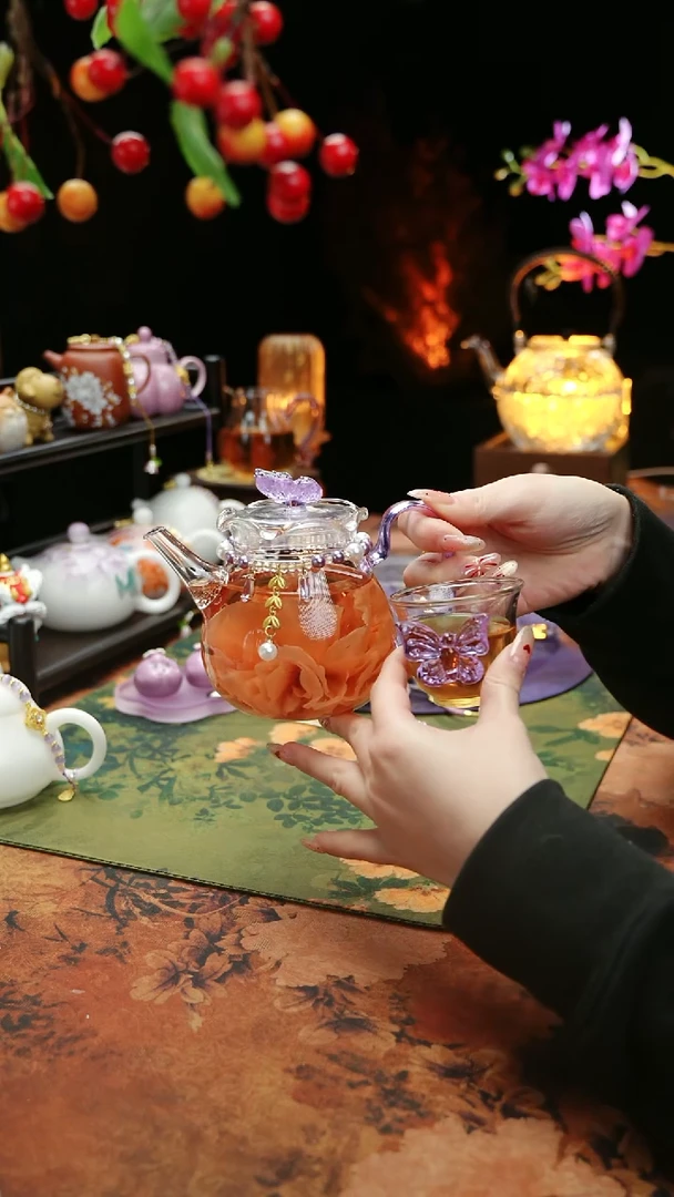 【闪购商品】紫色铃兰花茶壶+链子+杯子