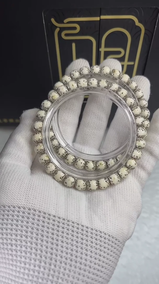 手串星月菩提小驼包8x7.d706