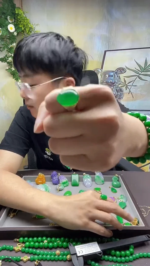 翡翠戒指14K金镶嵌036翡翠冰冰戒指