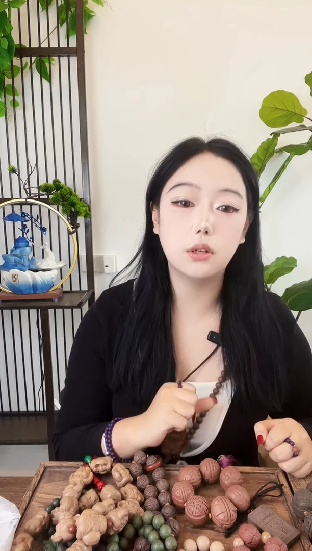泥塑红麝香方七星指捻一个