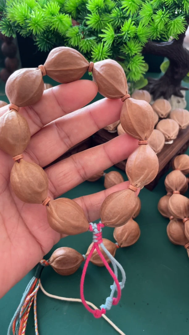 橄榄核手串梅林铁核手串