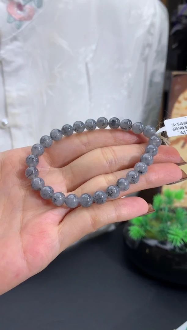 未镶嵌手串翡翠卡6.7mm