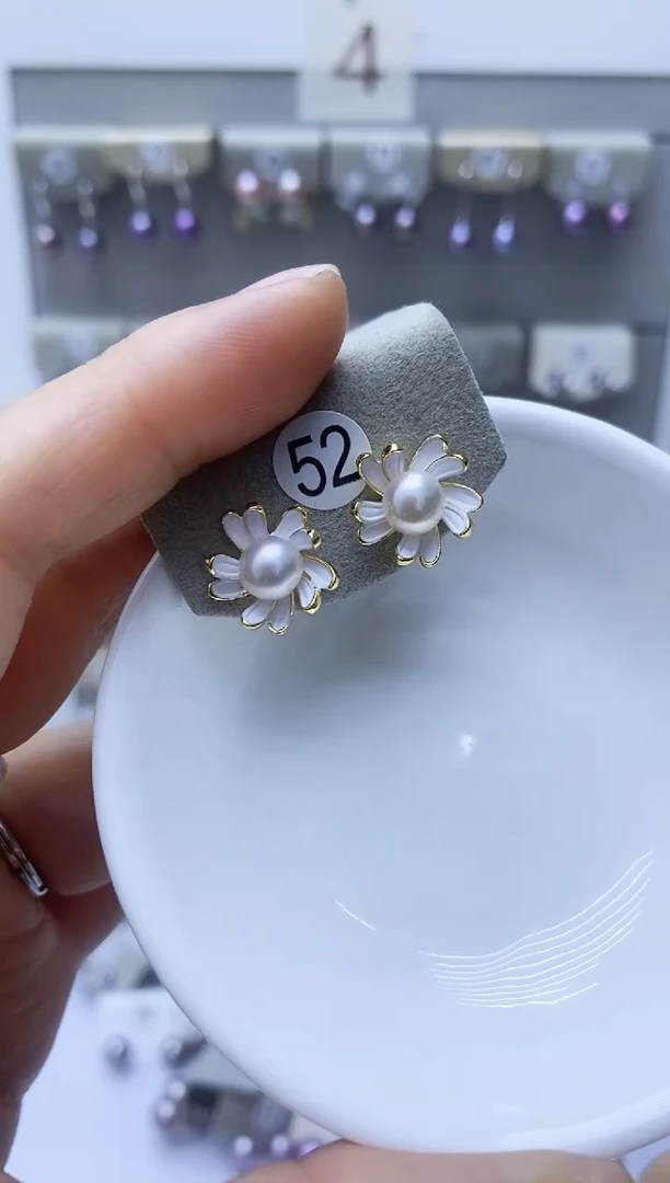 【闪购商品】淡水珍珠耳饰银S925镶嵌52