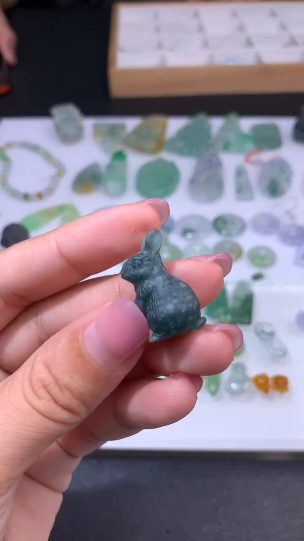 定制翡翠未镶嵌