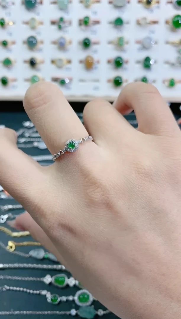 翡翠戒指银S925镶嵌 天然翡翠