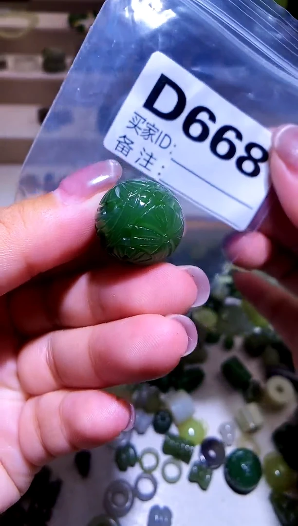 颈饰银S925镶嵌和田玉1