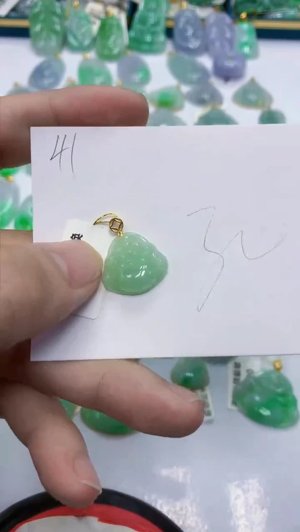 颈饰未镶嵌翡翠天然缅甸翡翠A货