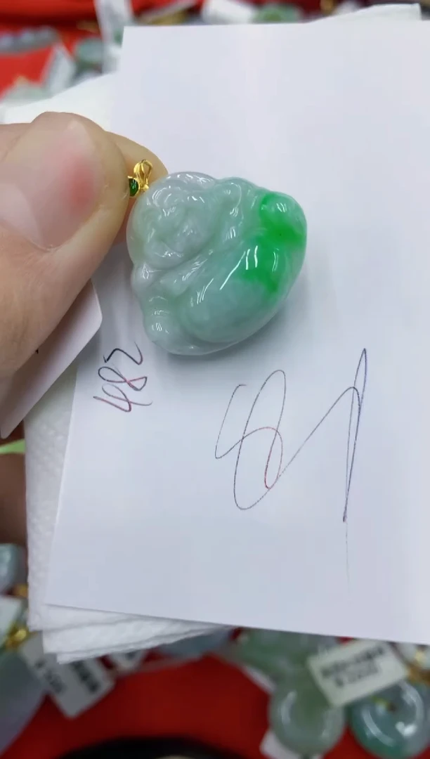 翡翠未镶嵌颈饰111111111111