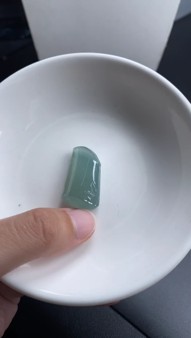 【闪购商品】定制翡翠挂件未镶嵌贞城散珠批发DIY