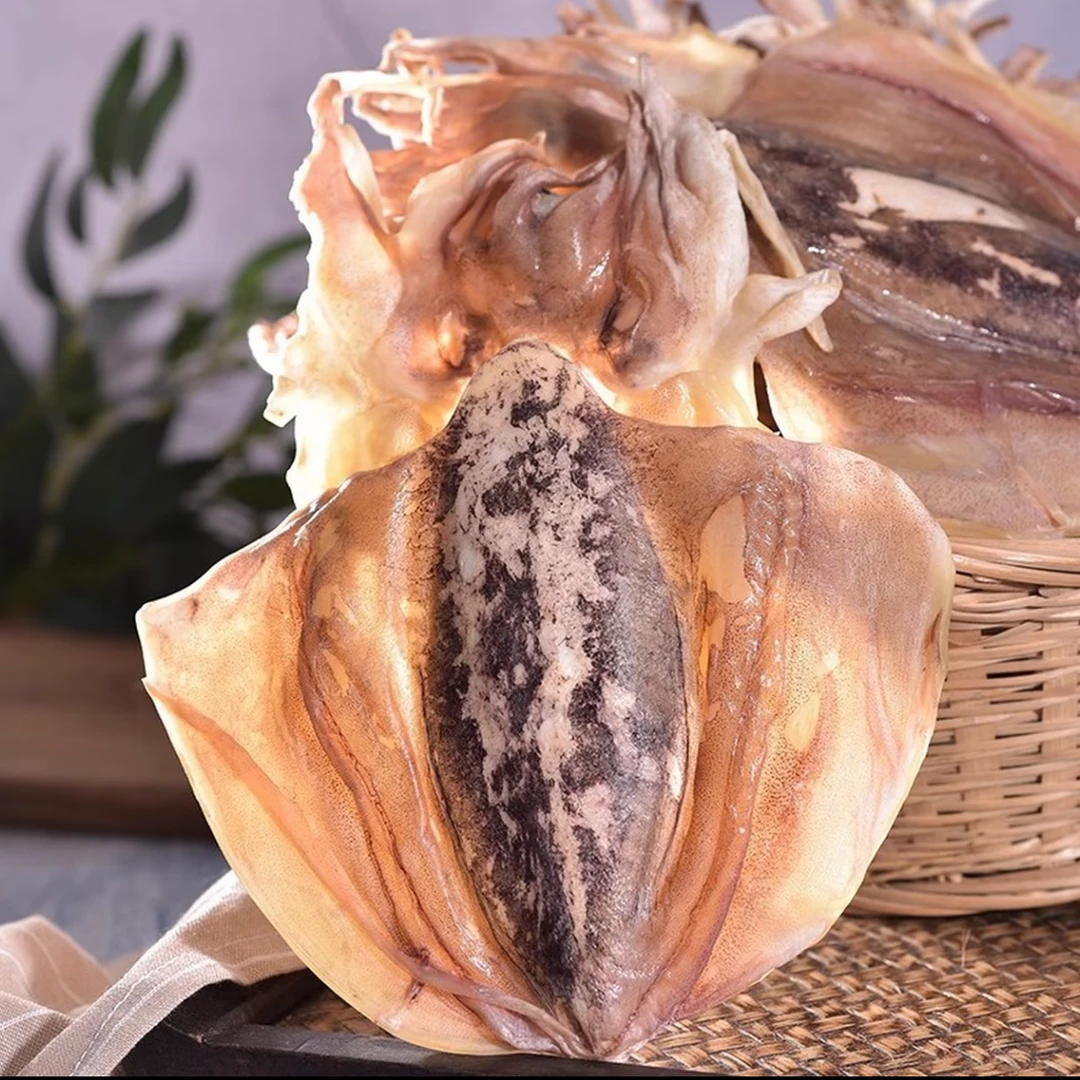 新晒东海墨鱼干煲汤炒菜火锅烧烤海鲜干货大号2-4只/斤