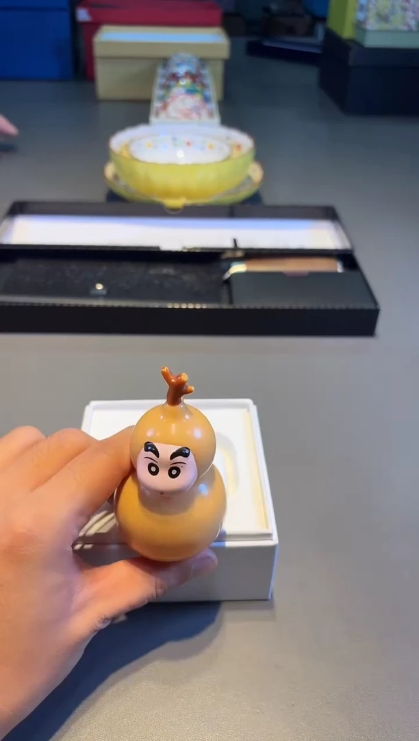EJ白小 名品折扣名品折扣名品折扣