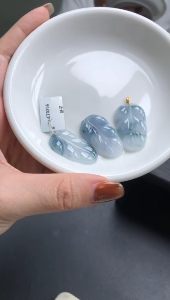 吊坠(不含链)未镶嵌翡翠天然缅甸A货翡翠多样性发其一