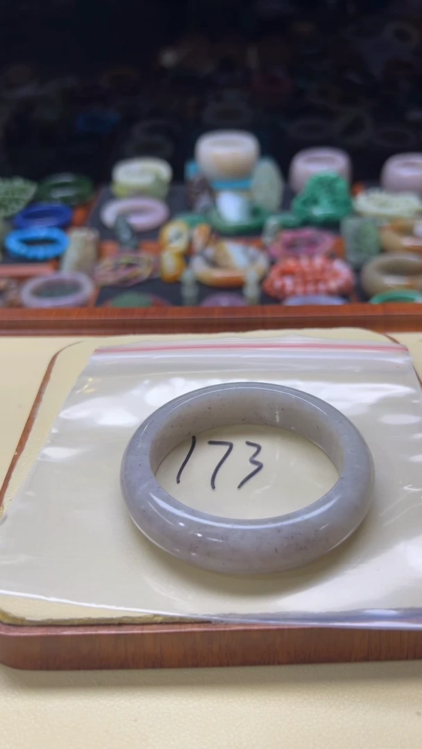 未镶嵌手镯石英质玉t****焱173