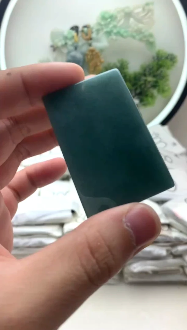 颈饰未镶嵌翡翠无事牌