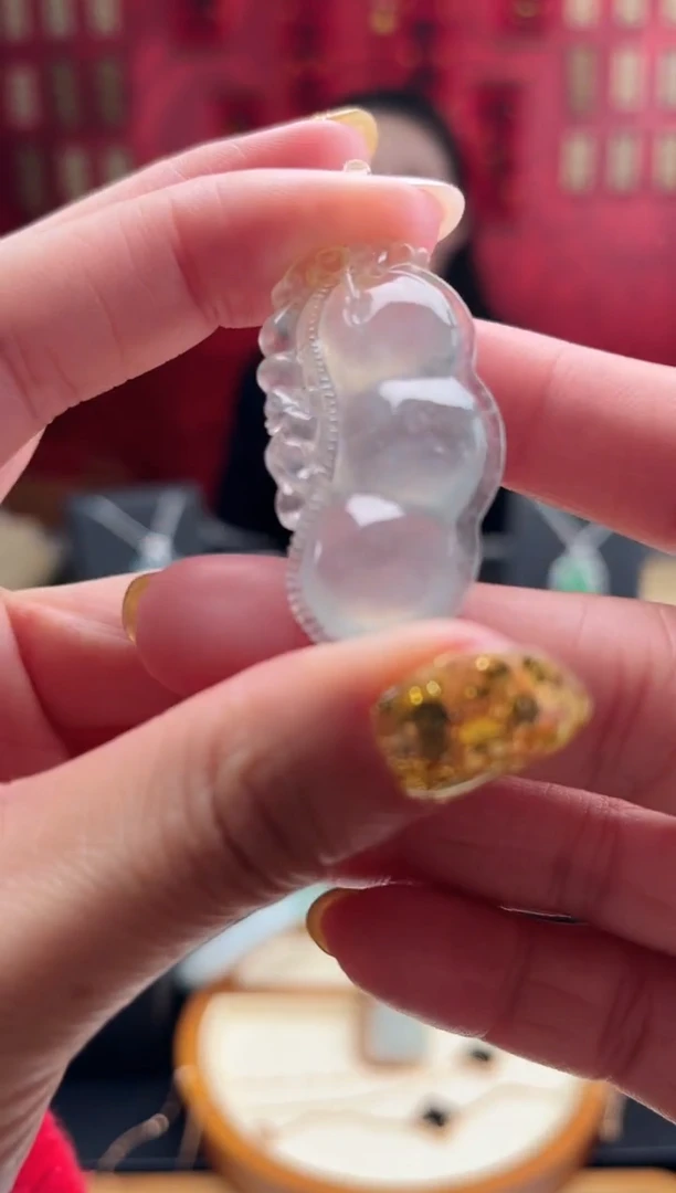 【闪购商品】翡翠颈饰未镶嵌吊坠