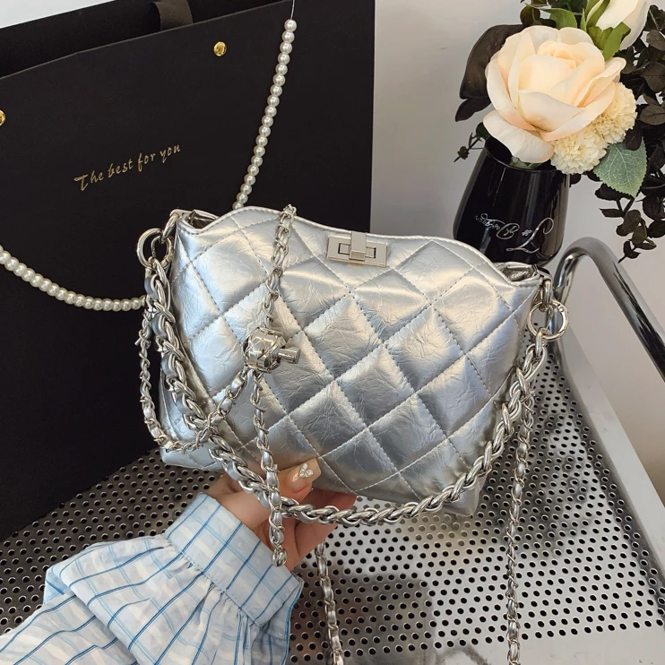 包包2025新款爆款小香风菱格链条包斜挎包女包法式百搭休闲手提包