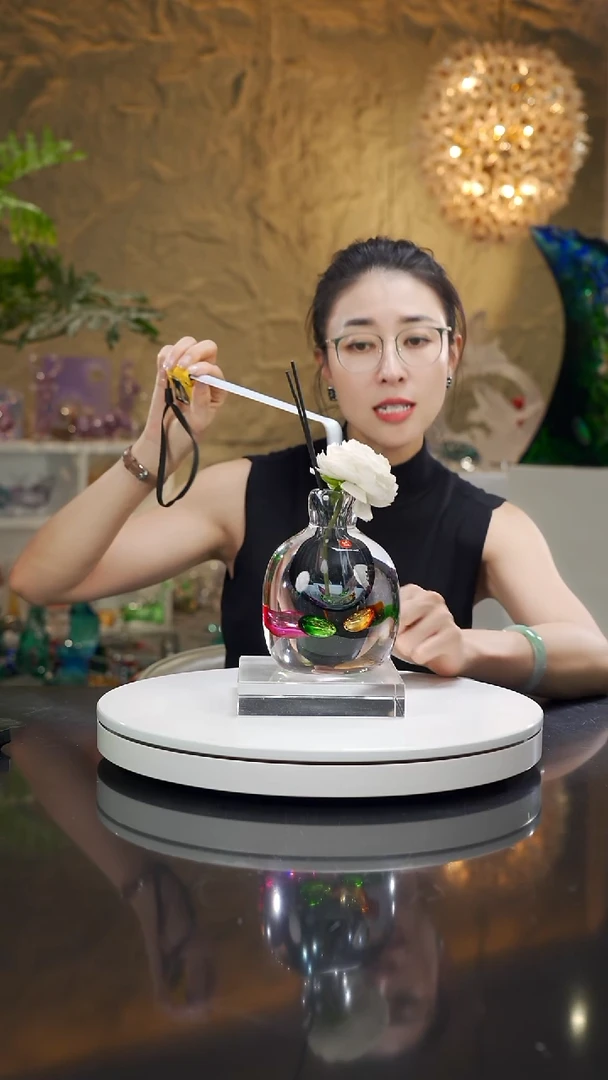 手工艺品琉璃灰色设计款香薰瓶