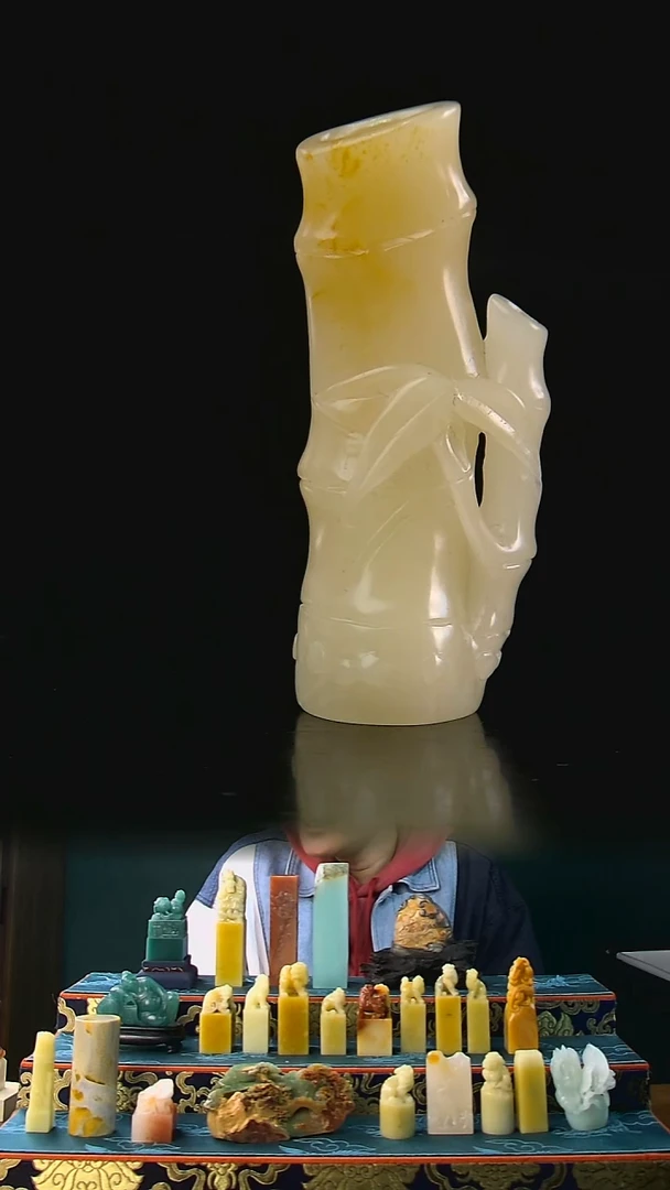 寿山石黄白芙蓉竹节随形章1.7*2*6.1