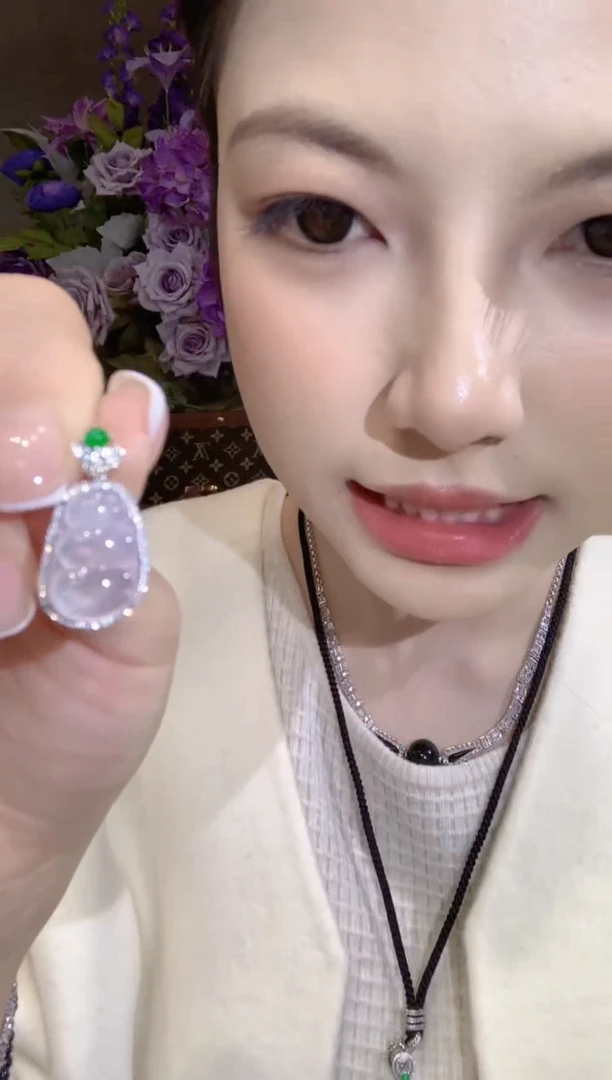 吊坠(不含链)18K金镶嵌翡翠a47