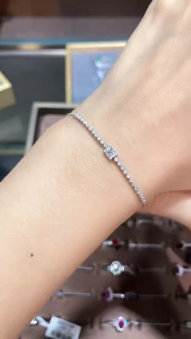 18K金镶嵌手链钻石