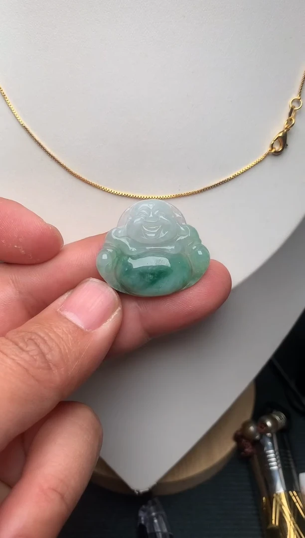 颈饰未镶嵌翡翠1