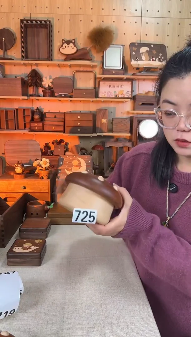 木725乌檀木实木蘑菇收纳盒