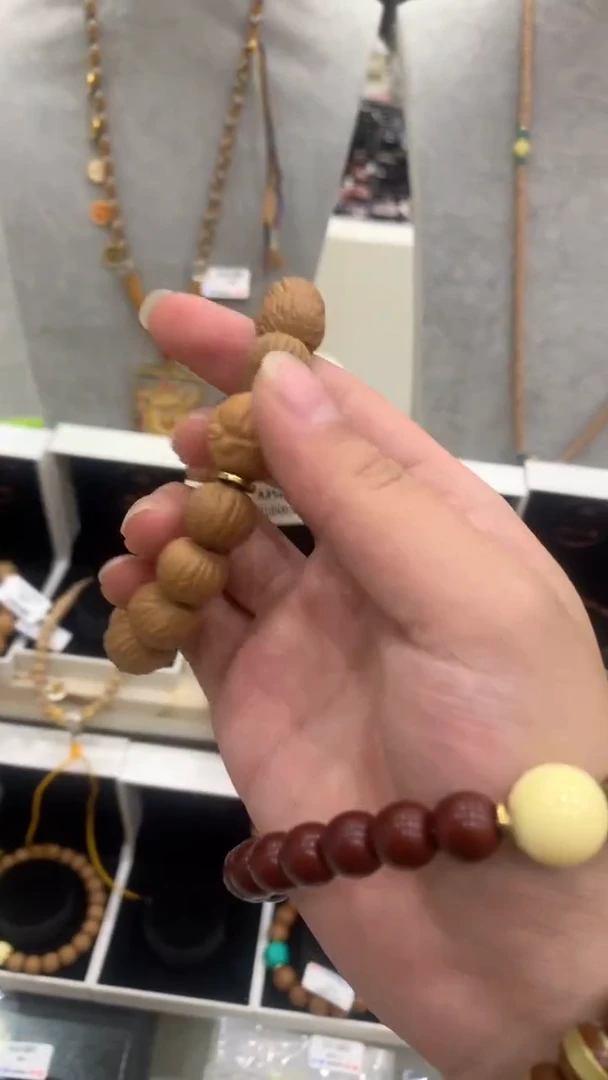 手串猴头核桃断*离猴头雕刻手串