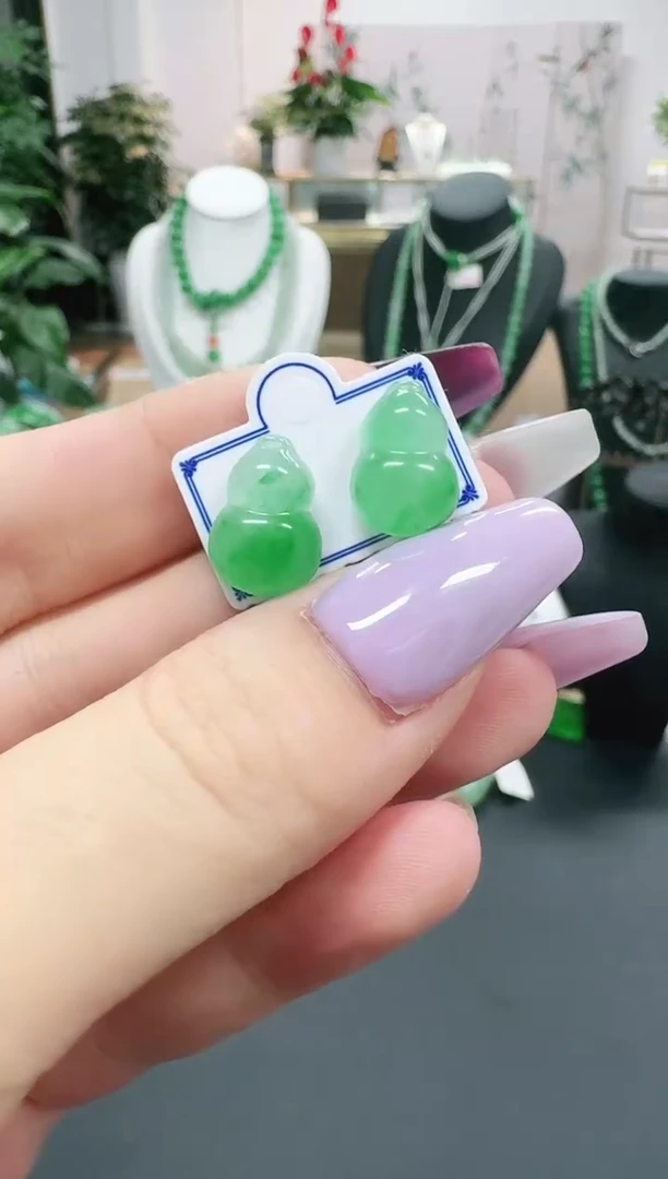 未镶嵌1石英质玉（非洲翠）/1790