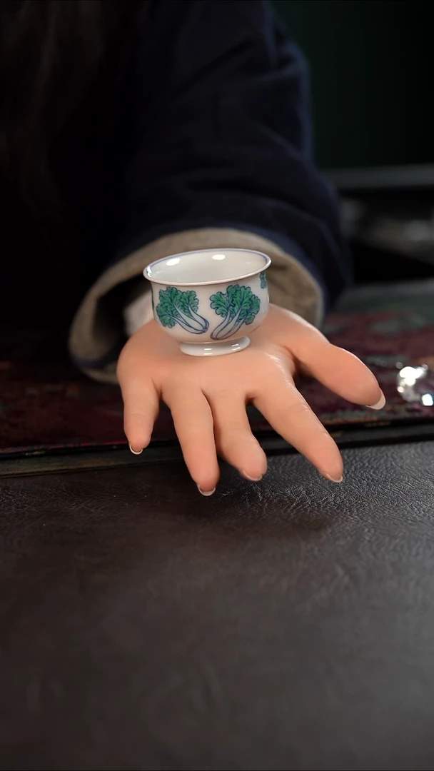 云霞珍藏斗彩白菜小炉式杯