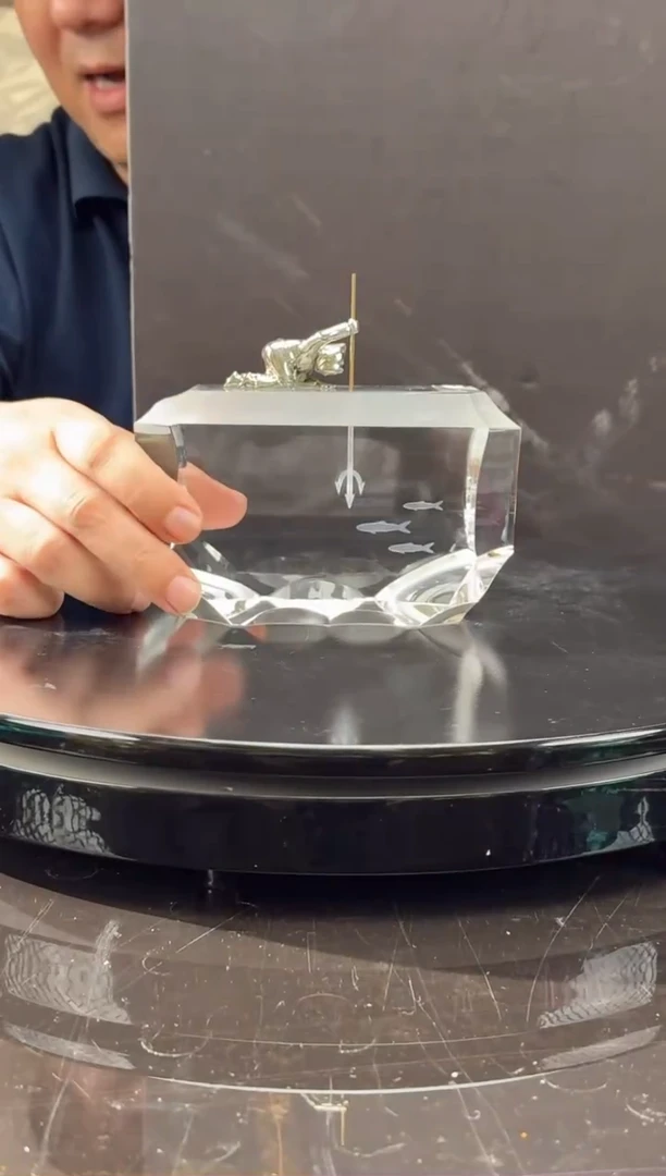 摆件极地叉鱼艺术摆件