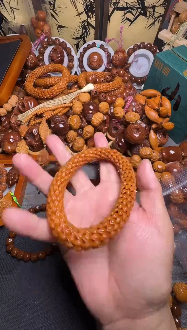 手串橄榄核猴头莲花