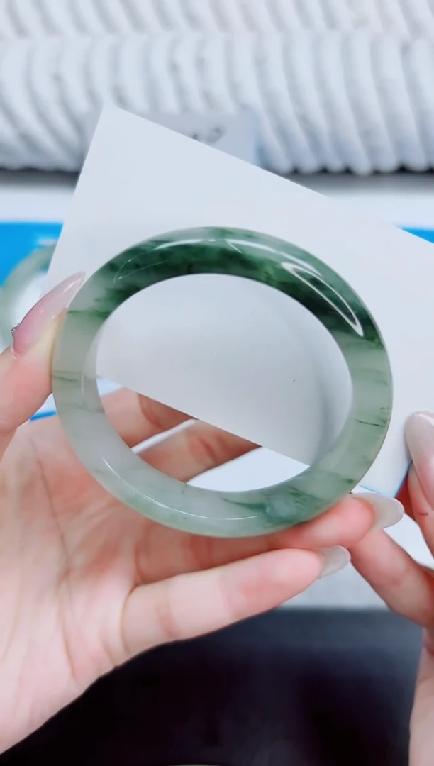 未镶嵌手镯石英质玉41/54