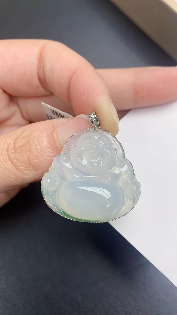 颈饰18K金镶嵌翡翠天然缅甸A货百元以上9元证书费自理