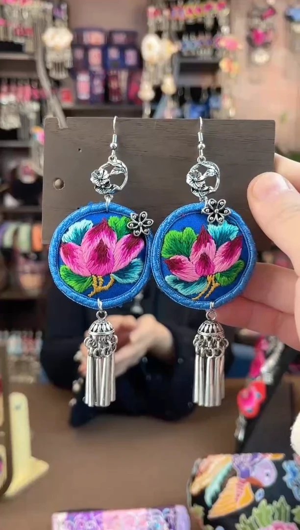 织绣民族风手工非遗老绣饰品276