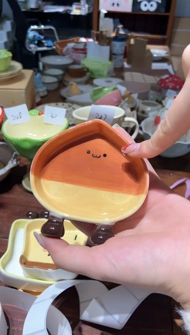 瓷板栗味碟 瑕疵