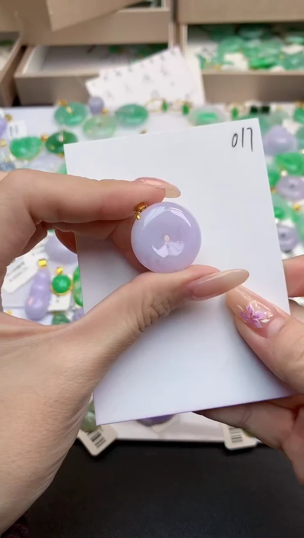 颈饰18K金镶嵌翡翠天然缅甸A货翡翠