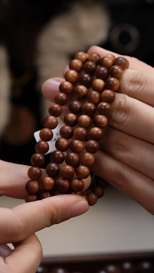 檀香木手串/手链老山檀香0.8圆珠多圈108颗