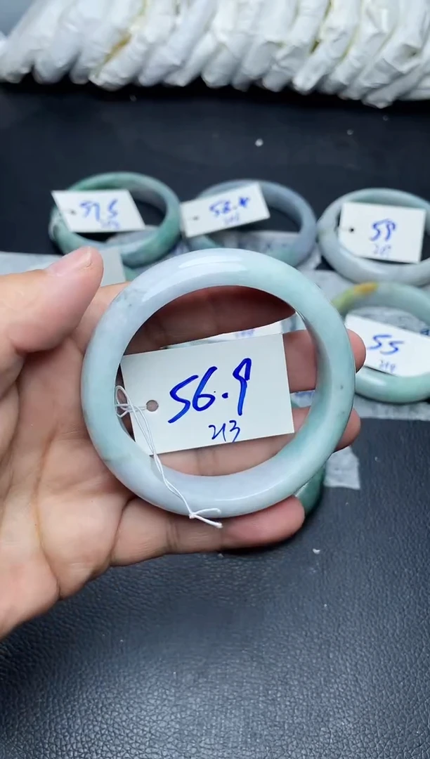 未镶嵌手镯翡翠213