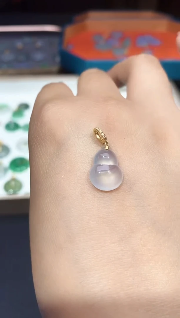 翡翠18K金镶嵌颈饰250602257